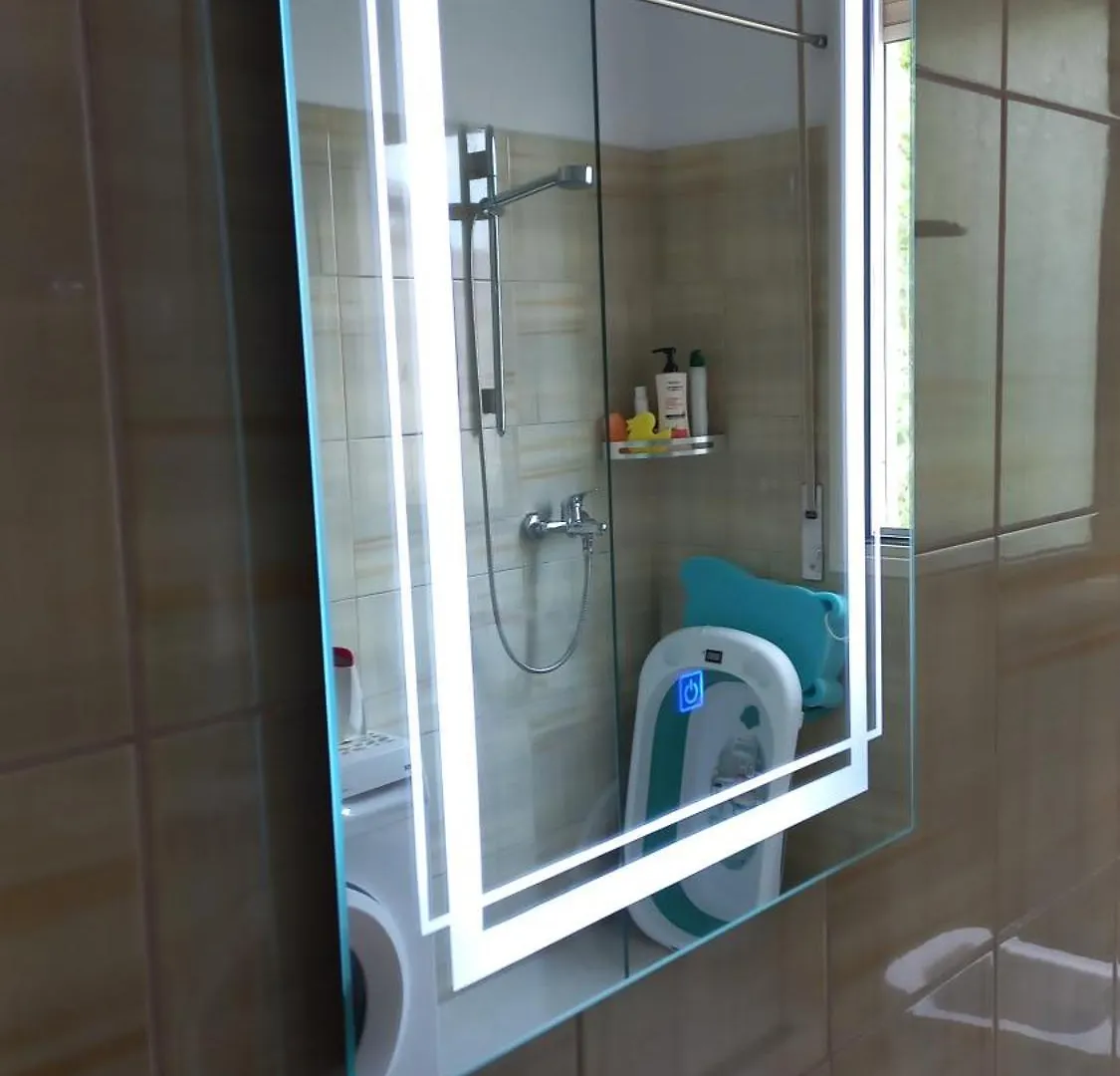Two-Bedroom Apartment Central Vlorë 阿尔巴尼亚
